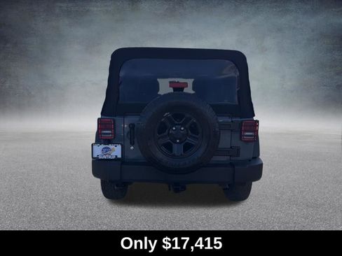 Used 2015 Jeep Wrangler Unlimited Sport w/ Connectivity Group AWD/4WD image 4