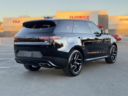 Used 2023 Land Rover Range Rover Sport SE image 8