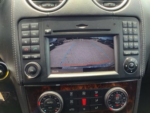 Used 2012 Mercedes-Benz GL 450 4MATIC image 11