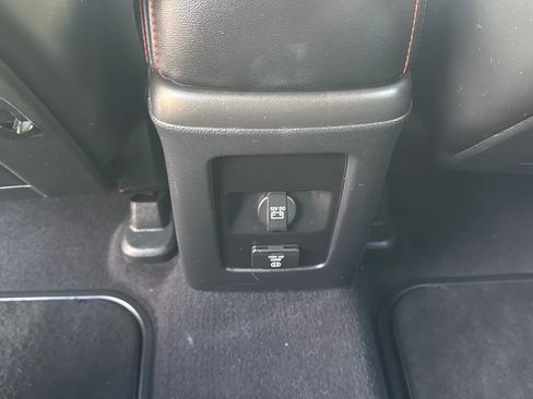 Used 2019 Dodge Journey GT image 30