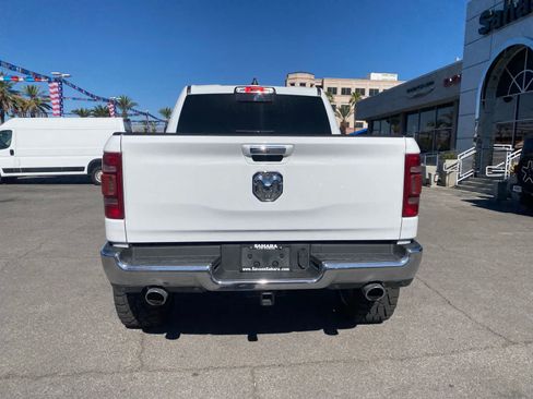 Used 2022 RAM 1500 Laramie AWD/4WD image 7