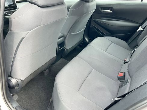 Used 2020 Toyota Corolla LE image 18