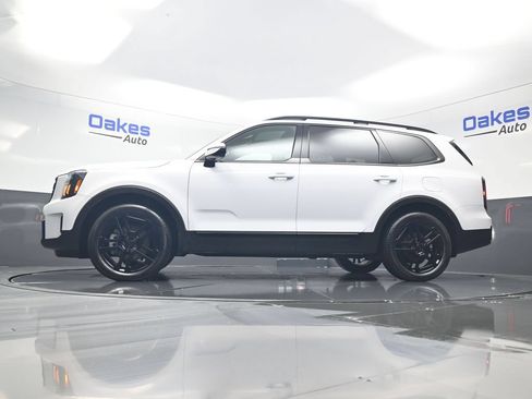 Certified 2025 Kia Telluride SX Prestige X-Line AWD/4WD image 46