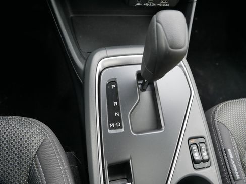 Used 2024 Subaru Crosstrek 2.0i Premium image 24