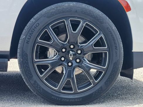 Used 2023 Chevrolet Tahoe High Country AWD/4WD image 11