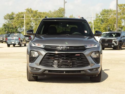 Used 2021 Chevrolet TrailBlazer RS AWD/4WD image 2