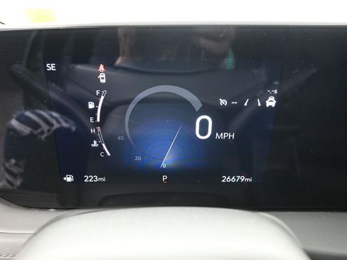 Used 2025 Buick Encore GX Preferred AWD/4WD image 11