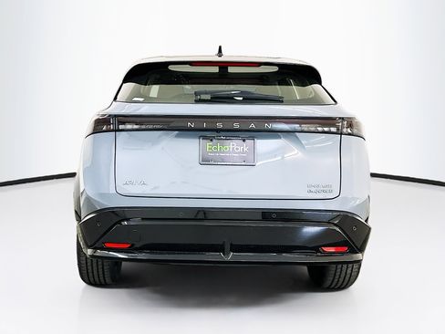 Used 2024 Nissan Ariya AWD image 7