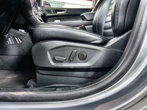 Used 2024 Ford Edge SEL image 13