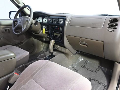 Used 2003 Toyota Tacoma PreRunner w/ SR5 Pkg RWD image 15