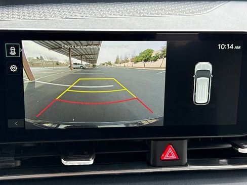 New 2026 Kia Carnival EX FWD image 25