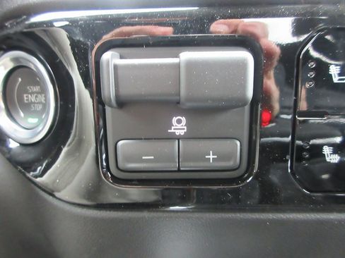 New 2026 GMC Sierra 1500 Elevation image 20