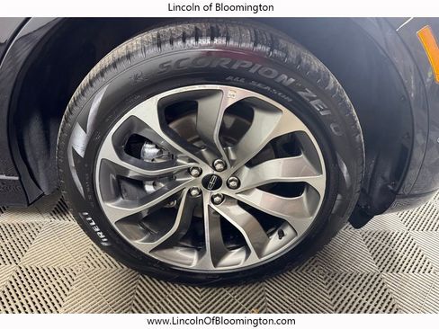 Certified 2023 Lincoln Aviator Grand Touring w/ Equipment Group 301A AWD/4WD image 16
