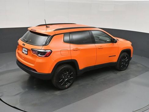 New 2026 Jeep Compass Latitude AWD/4WD image 31