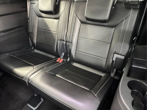 Used 2021 Volkswagen Atlas SE w/ Panoramic Sunroof Package image 44