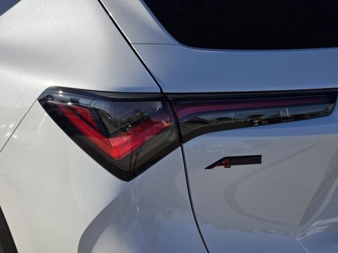 Certified 2025 Acura ADX A-Spec image 12