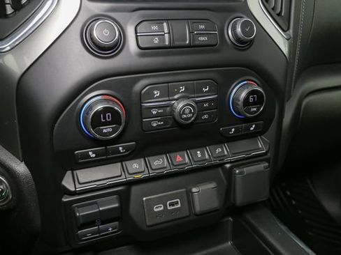 Used 2021 Chevrolet Silverado 1500 RST w/ Redline Edition AWD/4WD image 26