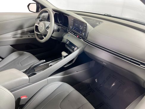 Used 2023 Hyundai Elantra SEL FWD image 26