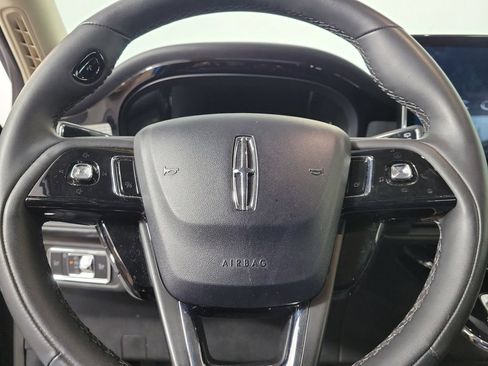 Used 2023 Lincoln Corsair AWD image 15
