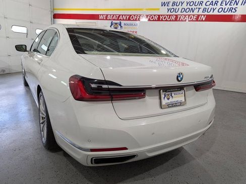 Used 2020 BMW 740i w/ Cold Weather Package image 5