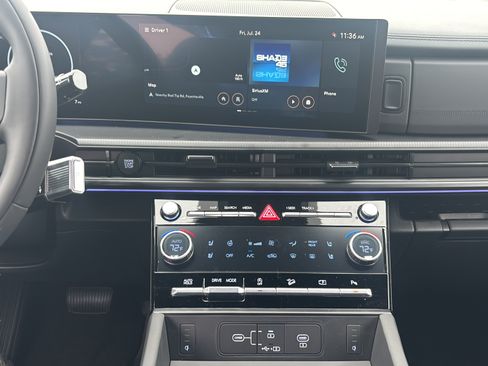 New 2026 Hyundai Santa Fe Calligraphy FWD image 11