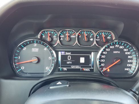 Used 2018 GMC Yukon XL SLT RWD image 15