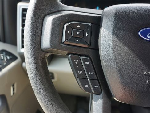 Used 2020 Ford F150 XLT image 9