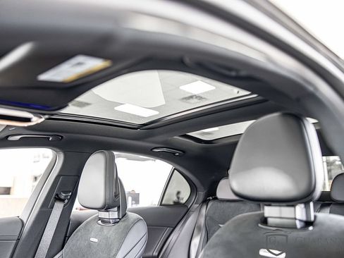 Used 2025 Mercedes-Benz C 36 AMG S image 19