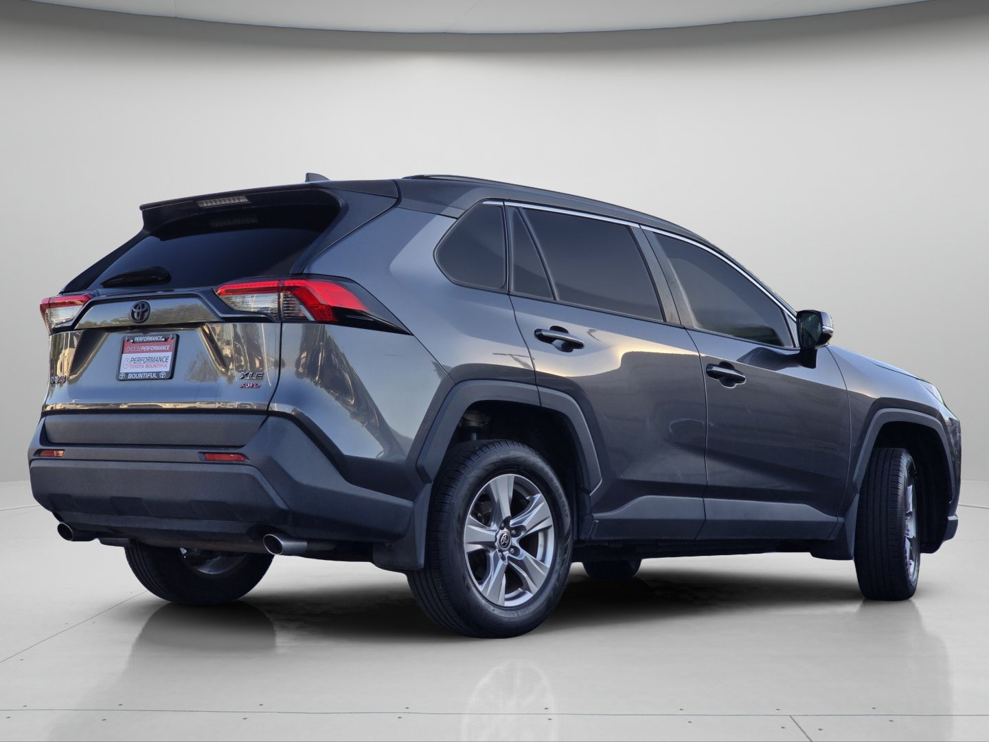 Used 2022 Toyota RAV4 XLE w/ Convenience Package AWD/4WD image 27