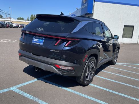 Certified 2024 Hyundai Tucson Limited AWD/4WD image 5