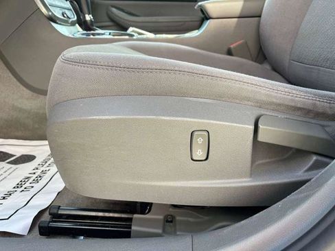 Used 2015 Chevrolet Malibu LS w/ Protection Package FWD image 17