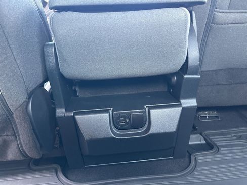 Used 2023 Ford F150 XLT image 15