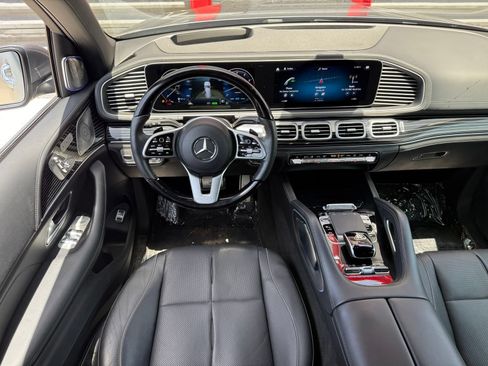 Used 2021 Mercedes-Benz Maybach GLS 600 4MATIC image 40
