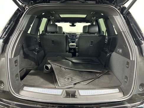 Certified 2024 Cadillac XT6 Sport w/ Technology Package AWD/4WD image 24