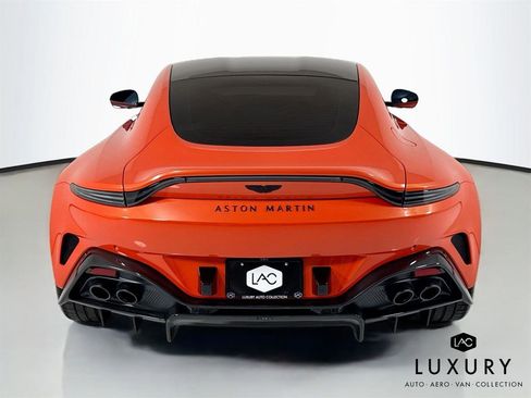 Used 2025 Aston Martin V8 Vantage Coupe image 7