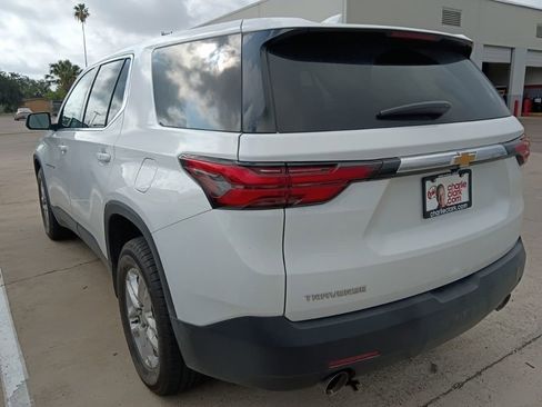 Used 2023 Chevrolet Traverse LS FWD image 4