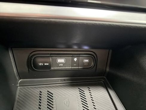 Certified 2025 Kia Sportage EX AWD/4WD image 33