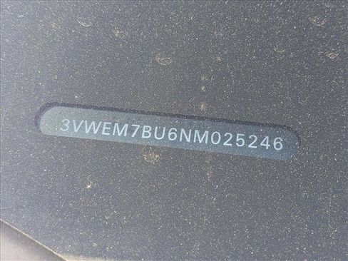 Used 2022 Volkswagen Jetta SE image 23