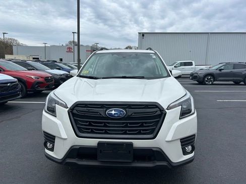 Used 2024 Subaru Forester Limited AWD/4WD image 2