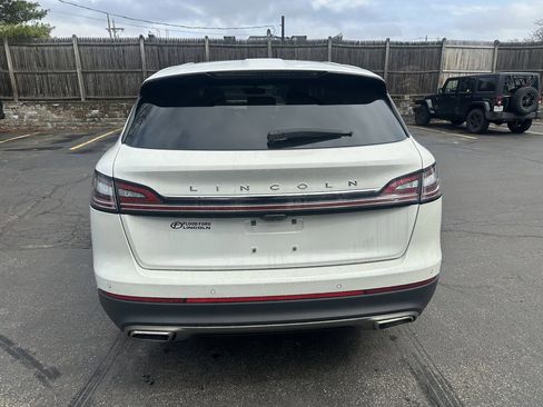 Used 2023 Lincoln Nautilus Reserve image 6