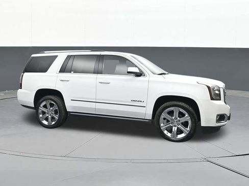 Used 2019 GMC Yukon Denali w/ Denali Ultimate Package image 18