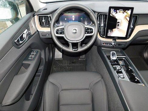 New 2026 Volvo XC60 T8 Plus w/ Climate Package AWD/4WD image 5