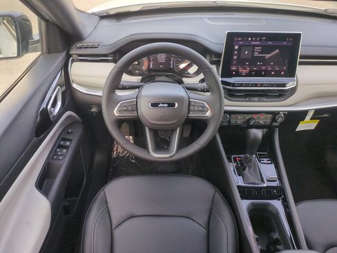 New 2026 Jeep Compass Limited AWD/4WD image 17