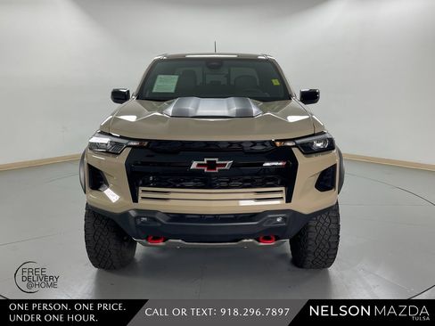 Used 2023 Chevrolet Colorado ZR2 w/ ZR2 Convenience Package III image 2