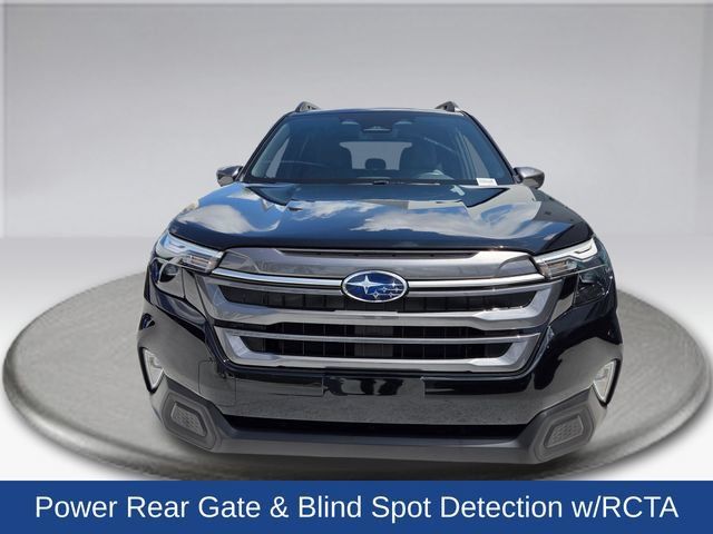 Used 2025 Subaru Forester Premium AWD/4WD image 10