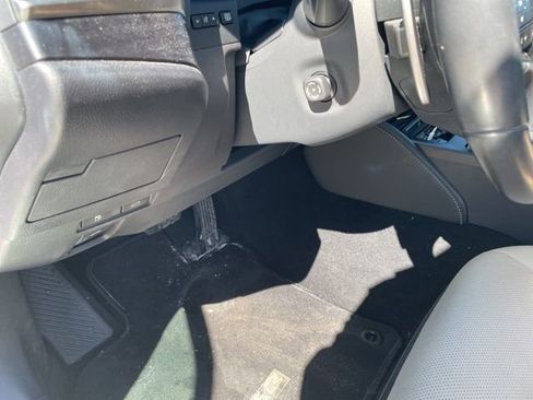 Used 2019 Lexus ES 350 350 w/ Premium Package image 12