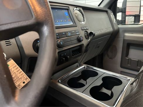 Used 2012 Ford F250 XLT w/ XLT Interior Pkg AWD/4WD image 21