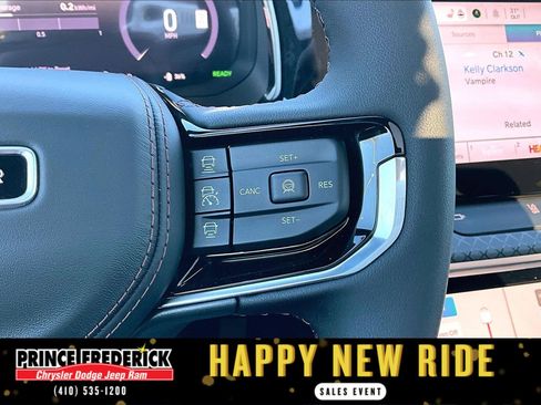 Used 2025 Jeep Wagoneer S Limited image 16