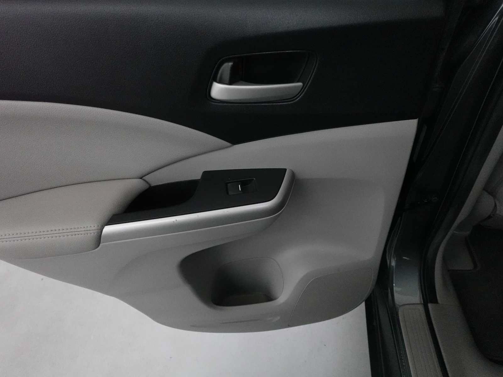 Used 2014 Honda CR-V EX-L image 26