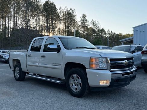 Used 2011 Chevrolet Silverado 1500 LT w/ All-Star Edition image 4
